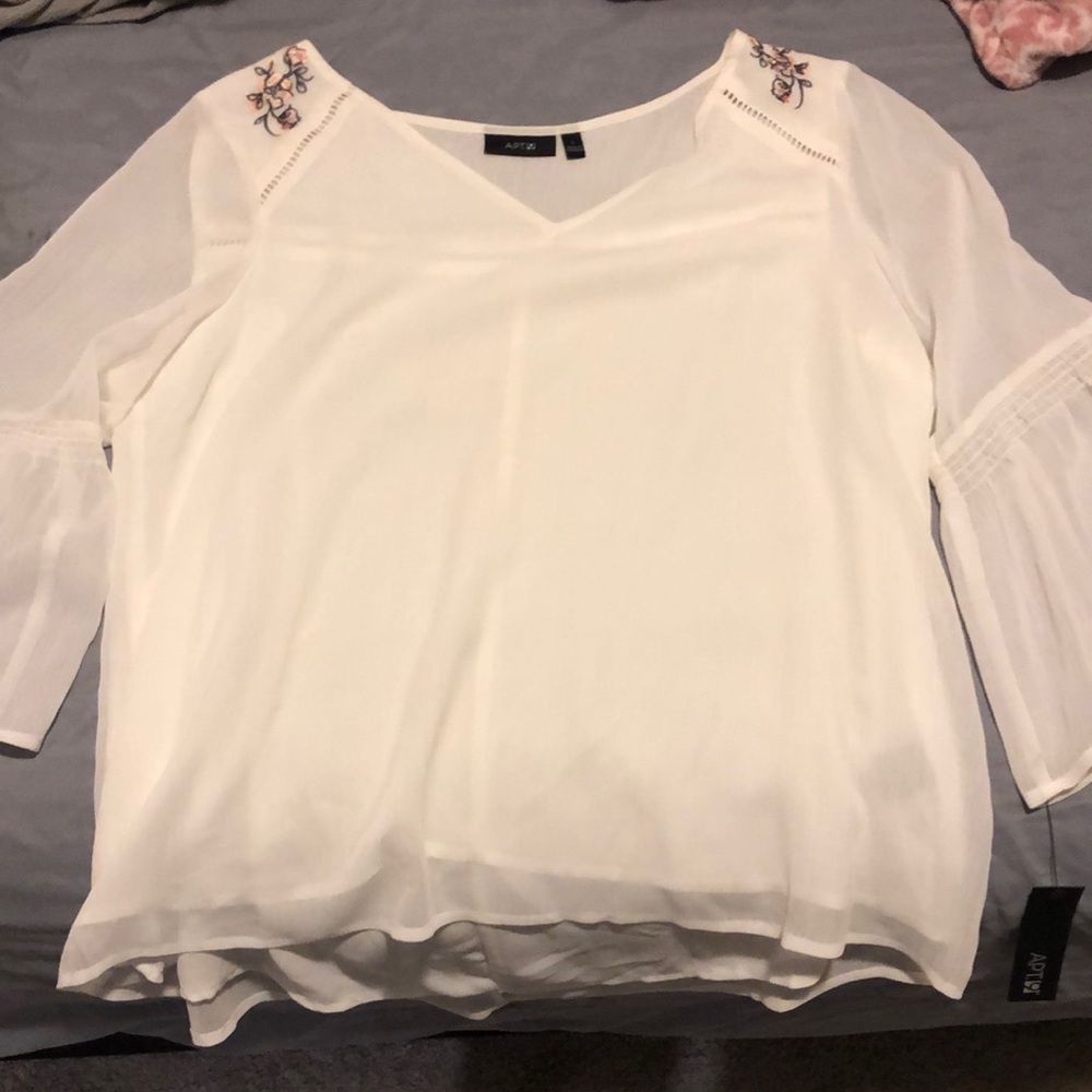 Flowy, bell sleeve top